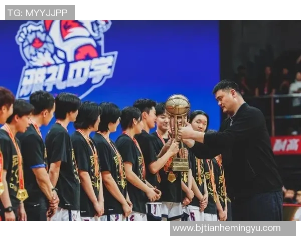 姚明领衔中国男篮挑战巴西队决战篮球场上的荣耀与梦想