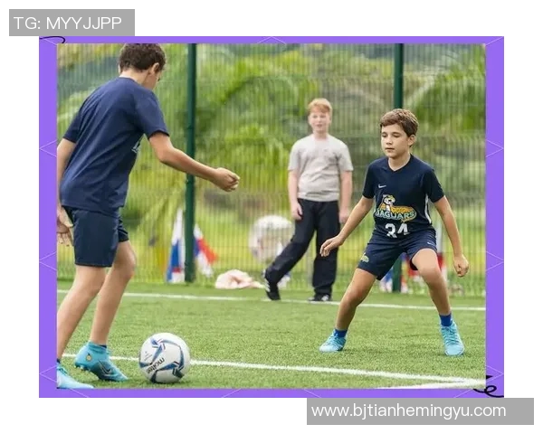 足球明星挑战中文名发音展现语言魅力与文化交流的精彩瞬间 足球明星挑战中文名发音展现语言魅力与文化交流的精彩瞬间